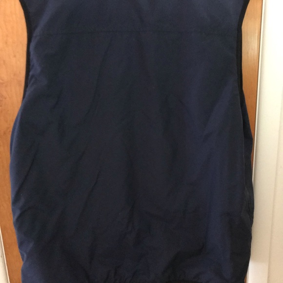 Men’s MAXCXS21 Reversible Vest from Macy’s - Picture 5 of 8
